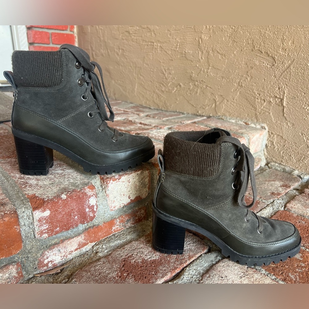 UGG Redwood Waterproof Bootie Womens Nordstrom Boots Size 6.5 US *Retail $110 - Picture 3 of 7